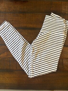 Glyder Black & White Striped Leggings